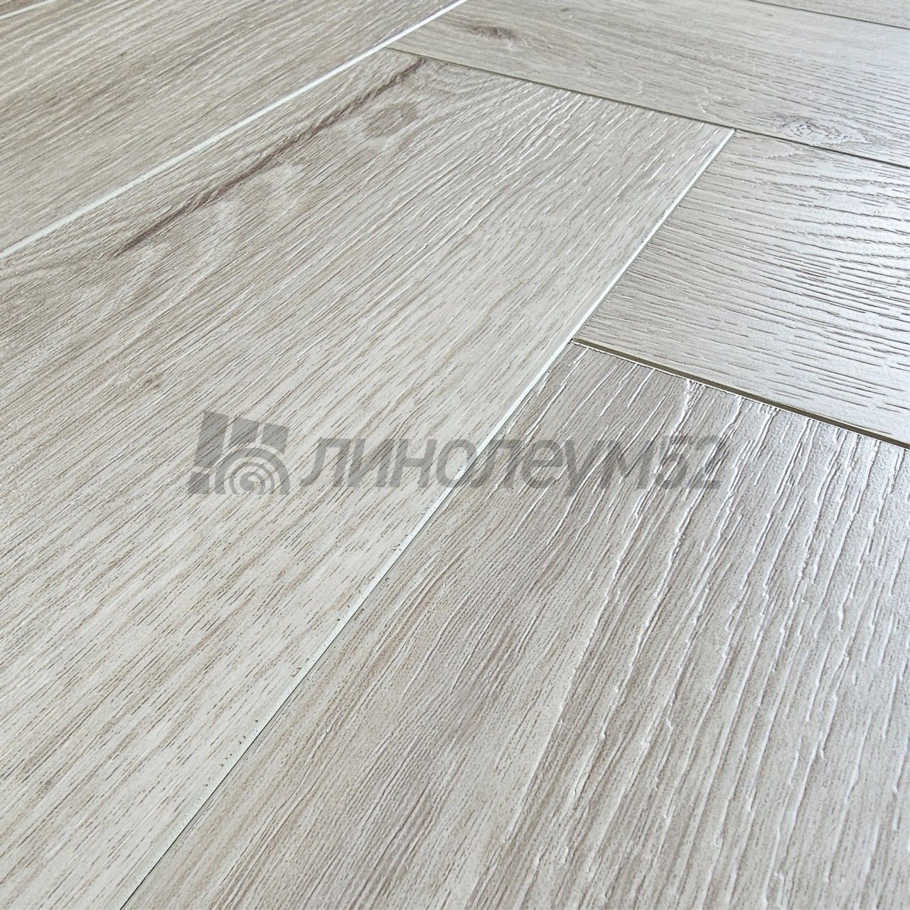 CRONAFLOOR - HERRINGBONE 2.0 / 640*128*4.5 - Cronafloor Кварцвинил - HERRINGBONE 2.0 / ДУБ ГАВР CRONAFLOOR - HERRINGBONE 2.0 / 640*128*4.5 - Cronafloor Кварцвинил - HERRINGBONE 2.0 / ДУБ ГАВР